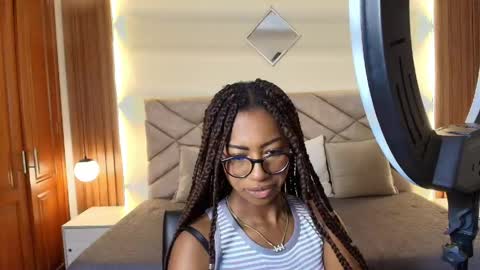 Raquel online show from 05/19/26, 12:33