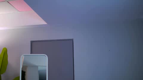 Raquelle online show from 01/05/26, 05:27