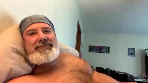 Snapshot of rascal_0073 chatting on 10/14/25, 07:58 rascal_0073 online show from 10/14/25, 07:58