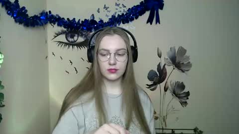 Snapshot of raspberry0101 chatting on 01/06/25, 07:56 raspberry0101 online show from 01/06/25, 07:56