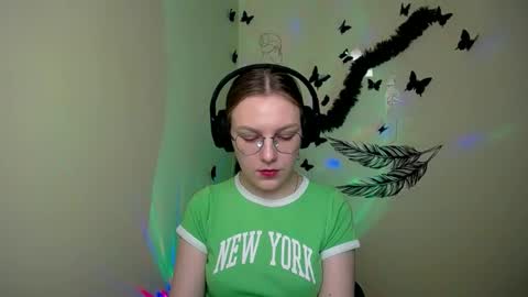 Snapshot of raspberry0101 chatting on 02/04/25, 07:18 raspberry0101 online show from 02/04/25, 07:18