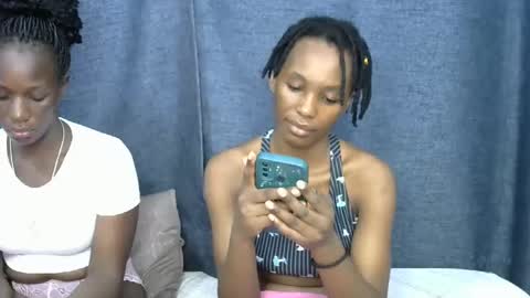 Snapshot of rasta_berry chatting on 01/28/25, 12:43 rasta online show from 01/28/25, 12:43