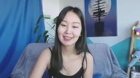 Snapshot of ratna_mm chatting on 12/17/24, 05:07 ratna_mm online show from 12/17/24, 05:07