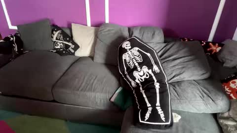 Snapshot of rattlesnakebitch chatting on 04/21/26, 09:39 Rattlesnake Bitch 666 online show from 04/21/26, 09:39