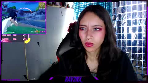 Snapshot of rav3nx_ chatting on 10/07/25, 07:00 online show from 10/07/25, 07:00