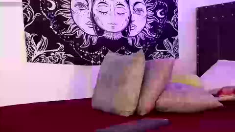 Snapshot of raven06_ chatting on 03/12/26, 11:11 Raven online show from 03/12/26, 11:11