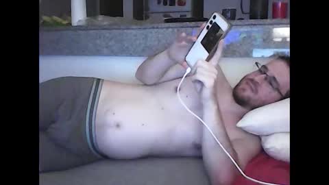 Snapshot of raven_87 chatting on 04/13/26, 12:05 Raven online show from 04/13/26, 12:05