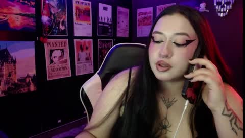 Snapshot of raven_darkk chatting on 03/25/26, 08:48 Raven online show from 03/25/26, 08:48