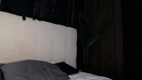 Raven Foxxy online show from 05/16/26, 05:59