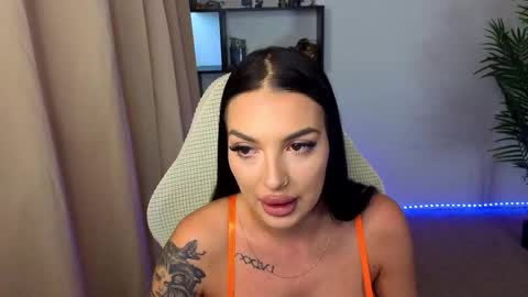 raven_inkk online show from 11/22/25, 11:31