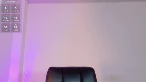 Isaindepent model online show from 03/24/26, 06:40