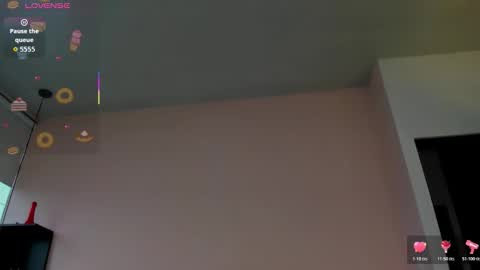 raven_loove online show from 02/13/26, 08:16