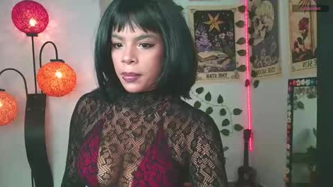 raven  online show from 09/12/25, 10:10