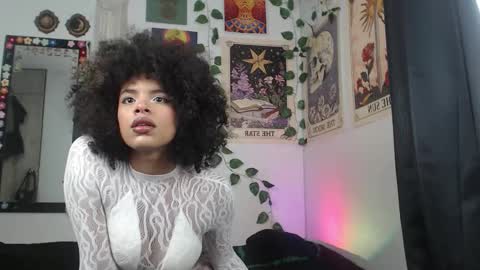 Snapshot of raven_luv chatting on 11/14/25, 11:57 raven online show from 11/14/25, 11:57