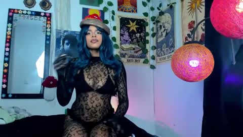 Snapshot of raven_luv chatting on 12/14/25, 11:53 raven online show from 12/14/25, 11:53