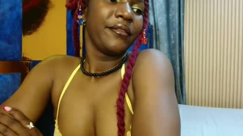Snapshot of raven_luxe chatting on 02/03/26, 06:40 Raven online show from 02/03/26, 06:40