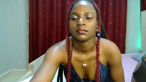 Snapshot of raven_luxe chatting on 02/27/26, 06:41 Raven online show from 02/27/26, 06:41
