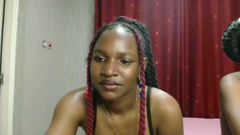 Snapshot of raven_luxe chatting on 02/28/26, 06:53 Raven online show from 02/28/26, 06:53