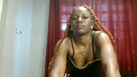 Snapshot of raven_luxe chatting on 03/14/26, 05:13 Raven online show from 03/14/26, 05:13