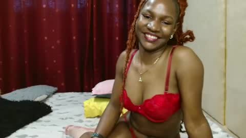 Snapshot of raven_luxe chatting on 03/22/26, 03:54 Raven online show from 03/22/26, 03:54