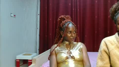Snapshot of raven_luxe chatting on 03/30/26, 05:47 Raven online show from 03/30/26, 05:47