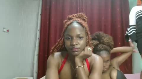 Snapshot of raven_luxe chatting on 04/01/26, 05:10 Raven online show from 04/01/26, 05:10