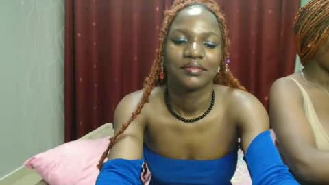 Snapshot of raven_luxe chatting on 04/09/26, 04:45 Raven online show from 04/09/26, 04:45