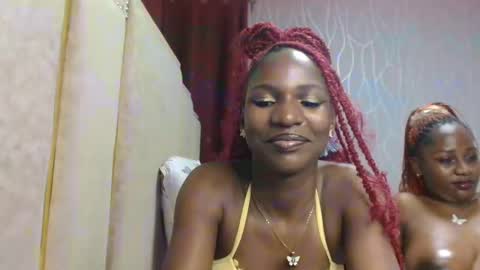 Snapshot of raven_luxe chatting on 04/27/26, 09:13 Raven online show from 04/27/26, 09:13