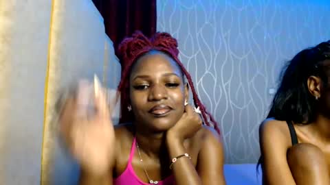 Snapshot of raven_luxe chatting on 05/27/26, 07:11 Raven online show from 05/27/26, 07:11