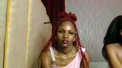 Snapshot of raven_luxe chatting on 05/29/26, 07:34 Raven online show from 05/29/26, 07:34