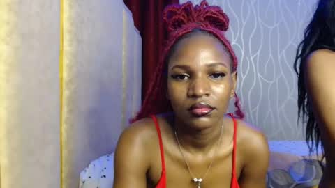 Snapshot of raven_luxe chatting on 05/31/26, 12:19 Raven online show from 05/31/26, 12:19