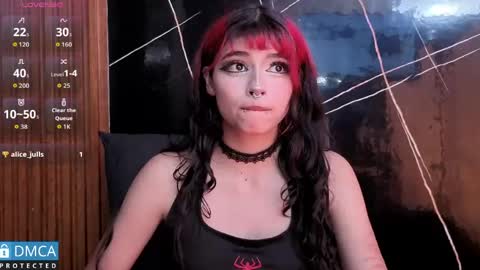 Snapshot of raven_rox_ chatting on 04/13/26, 07:08 raven_rox_ online show from 04/13/26, 07:08