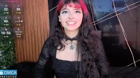 Snapshot of raven_rox_ chatting on 04/21/26, 01:42 raven_rox_ online show from 04/21/26, 01:42