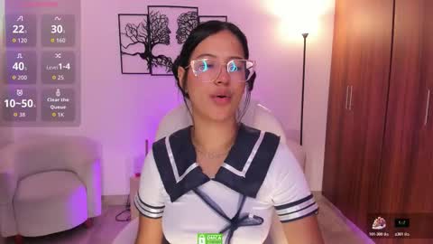 Snapshot of raven_stonee chatting on 11/23/25, 03:17 Raven online show from 11/23/25, 03:17