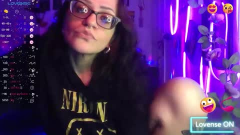 Raven online show from 09/08/25, 11:48