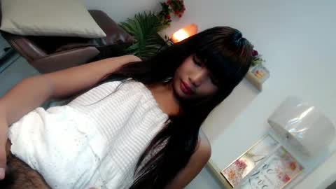 Snapshot of ravenblissx chatting on 06/13/26, 05:00 ravenblissx online show from 06/13/26, 05:00
