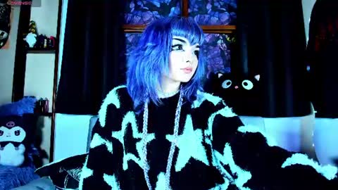 Snapshot of ravencollen chatting on 07/04/26, 02:18 ravencollen online show from 07/04/26, 02:18