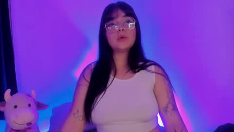 Snapshot of ravendark_666 chatting on 11/15/25, 08:22 Raven online show from 11/15/25, 08:22