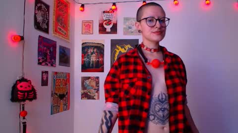 ravendarkness_ online show from 02/20/26, 06:52