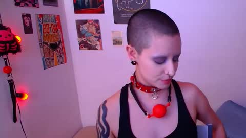 ravendarkness_ online show from 02/21/26, 08:54