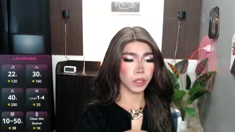 ravennaxx online show from 02/18/25, 10:49