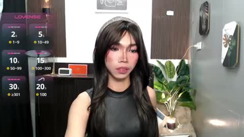 ravennaxx online show from 02/27/25, 06:20