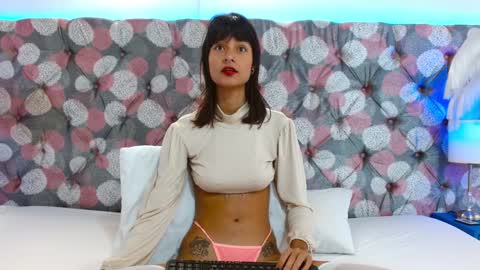 Helena Viktoria Volkov online show from 01/03/25, 01:47