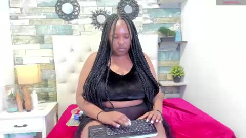Snapshot of ravennova_ chatting on 06/29/26, 02:06 ravennova_ online show from 06/29/26, 02:06