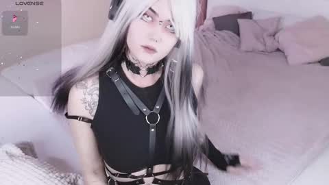 Raven online show from 02/11/26, 04:01