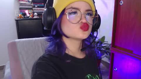 raventh_ online show from 09/18/25, 03:58