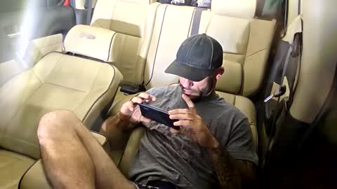 Snapshot of ravenwings5235 chatting on 10/14/25, 10:49 ravenwings5235 online show from 10/14/25, 10:49