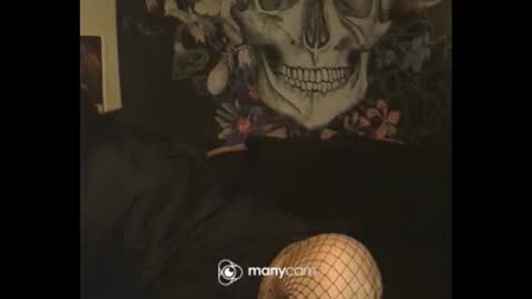 ravenxlee online show from 09/17/25, 05:14