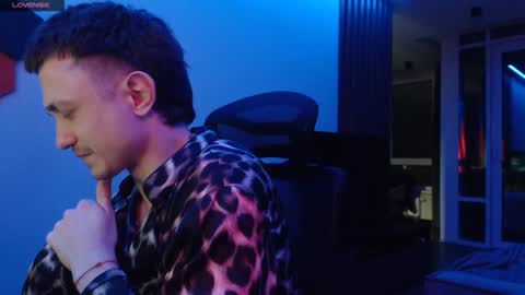 Alex Nash online show from 10/30/25, 01:40