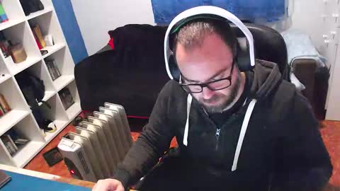 ravingr3d3 online show from 12/16/25, 09:14